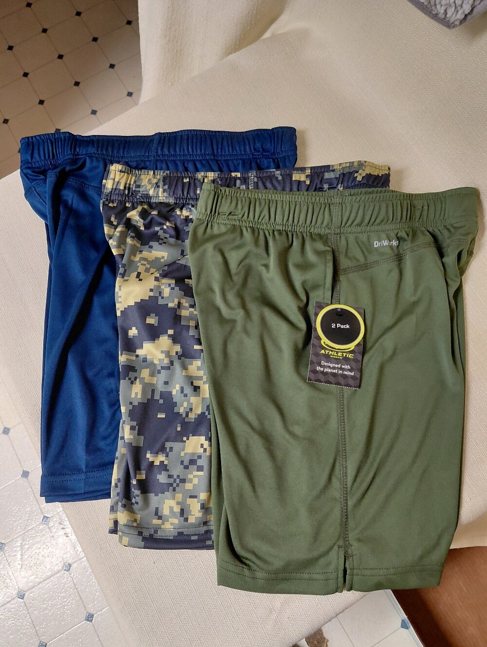 Athletic Works 3-Pack Boys Active Shorts - Navy, Olive & Digital Camo